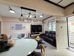 Blk 214 Jurong East Street 21 (Jurong East), HDB 3 Rooms #578623501